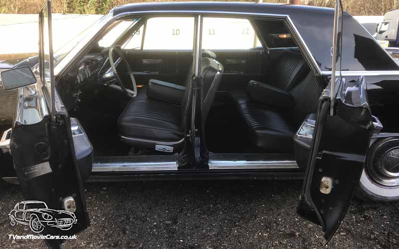 TV Film Movie Action Vehicle Scotland 1964 Lincoln Continental OS Door Open 800px