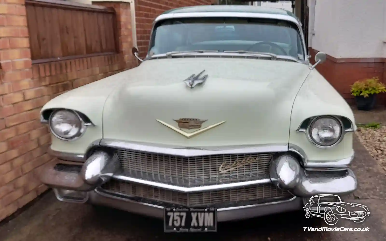 TV Film Movie Action Vehicle Scotland Cadillac Fleetwood 1956 - Sixty Special Front 3