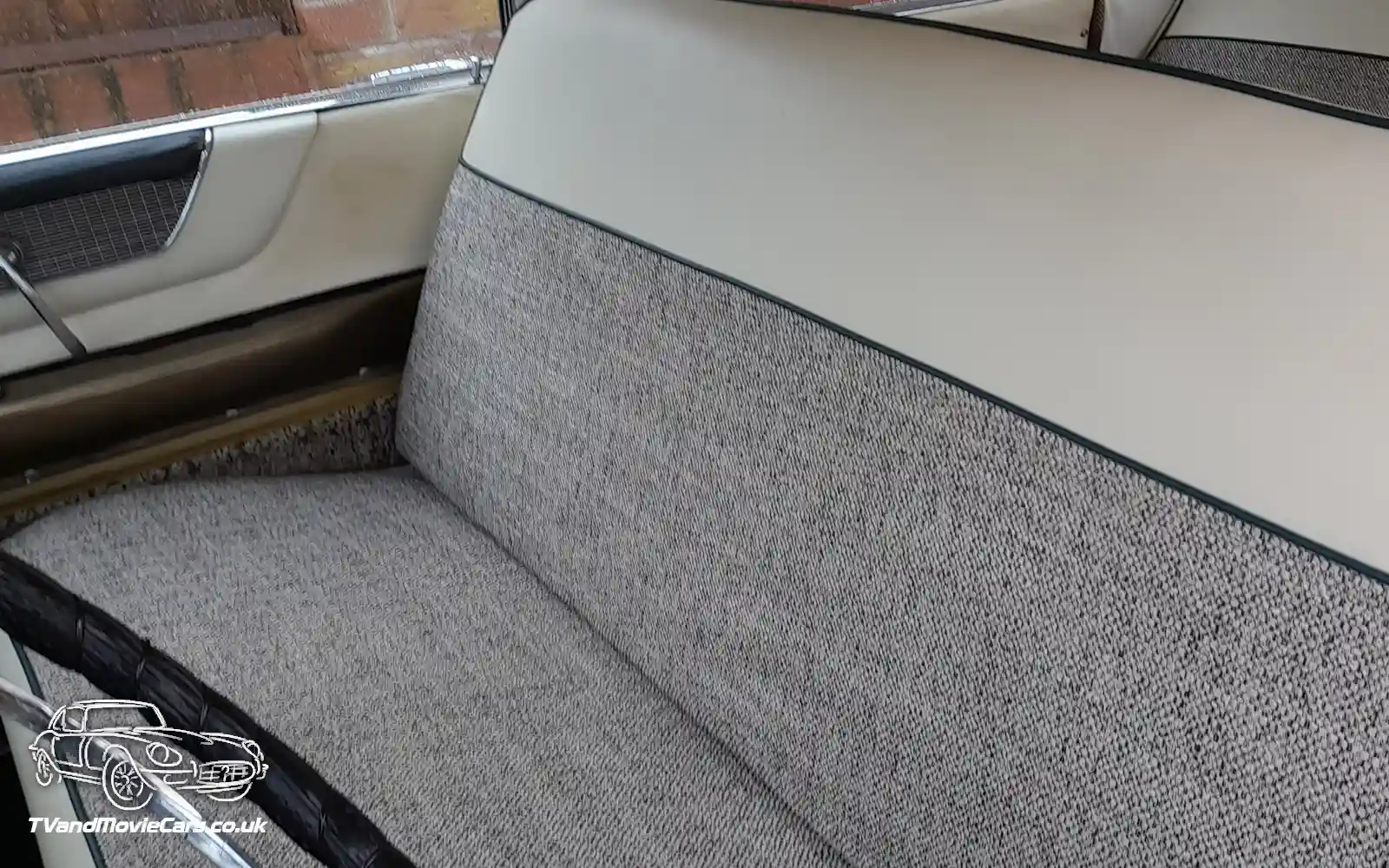 TV Film Movie Action Vehicle Scotland Cadillac Fleetwood 1956 - Sixty Special Interior Front Seat 1