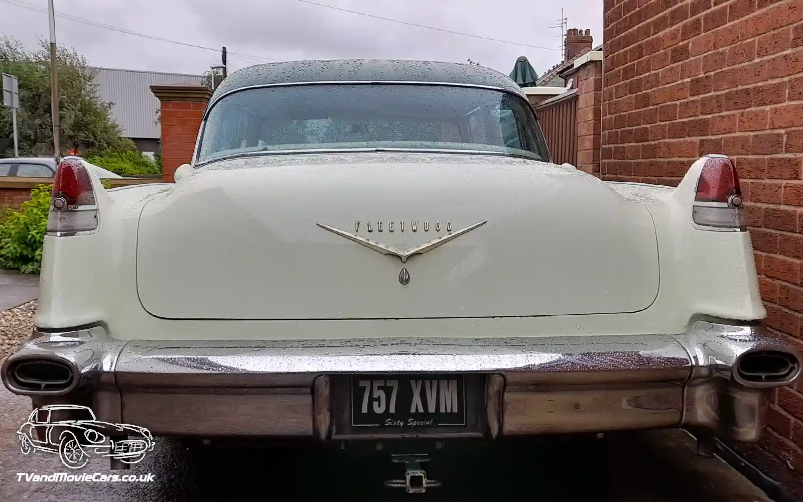 TV Film Movie Action Vehicle Scotland Cadillac Fleetwood 1956 - Sixty Special Rear