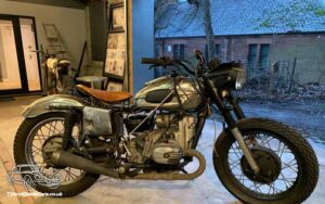 TV Film Movie Action Vehicle Scotland 1960 BMW R50 650 Motorcycle R Side.jpg