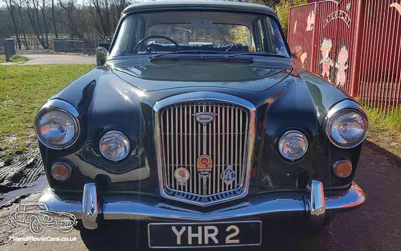 TV Film Movie Action Vehicle Scotland UK Car Wolseley 6-99 (1961) Front CU