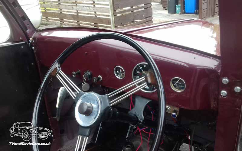 TV Film Movie Action Vehicle Scotland UK Cars Fordson EO4C (1946) Interior 2