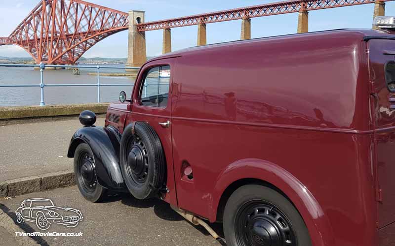 TV Film Movie Action Vehicle Scotland UK Cars Fordson EO4C (1946) NS Forth Bridge