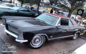 TV Film Movie Action Vehicle Scotland USA Cars 1965 Buick Riviera Front OS 2