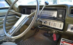 TV Movie American Cars Action Vehicles Scotland Buick Skylark 1968 - Interior Dash 800px