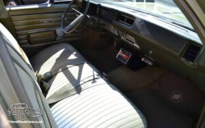 TV Movie American Cars Action Vehicles Scotland Buick Skylark 1968 - Interior Front 800px