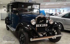 TV Film Movie Action Vehicle Scotland Austin 12-4 Heavy Landaulette Taxi Front OS