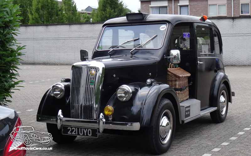 TV Film Movie Action Vehicle Scotland Beardmore Paramount MKVII Taxi Front NS 1