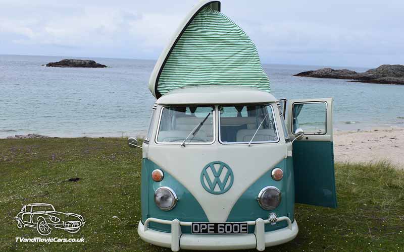 TV Film Movie Action Vehicle Scotland Volkswagen Camper Split Screen Front Roof Light Open