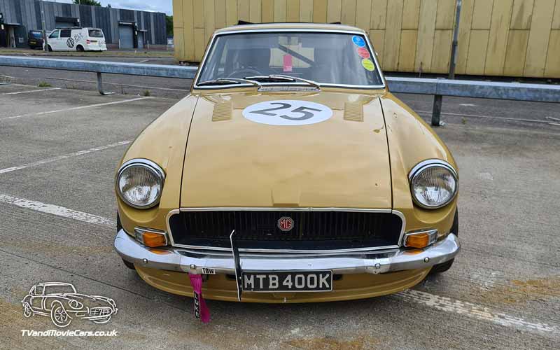 TV Film Movie Action Vehicle Scotland UK Cars MG BGT Coupe (1971) front 800px