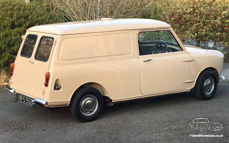 TV Film Movie Action Vehicle Scotland UK Cars Austin Mini Van Rear OS