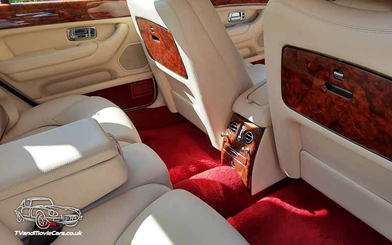 TV Film Movie Action Vehicle Scotland UK Cars Bentley Arnage Interior Dash Gauges 800px
