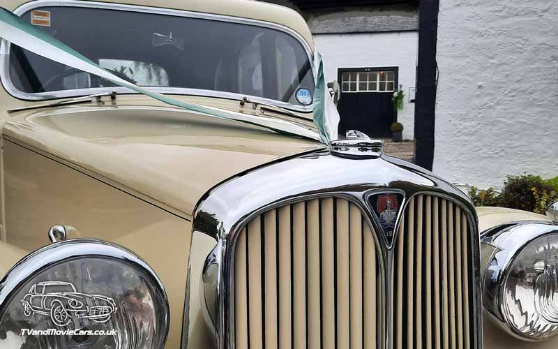 TV Film Movie Action Vehicle Scotland UK Cars Rover 12 1947 Front ECU 800px
