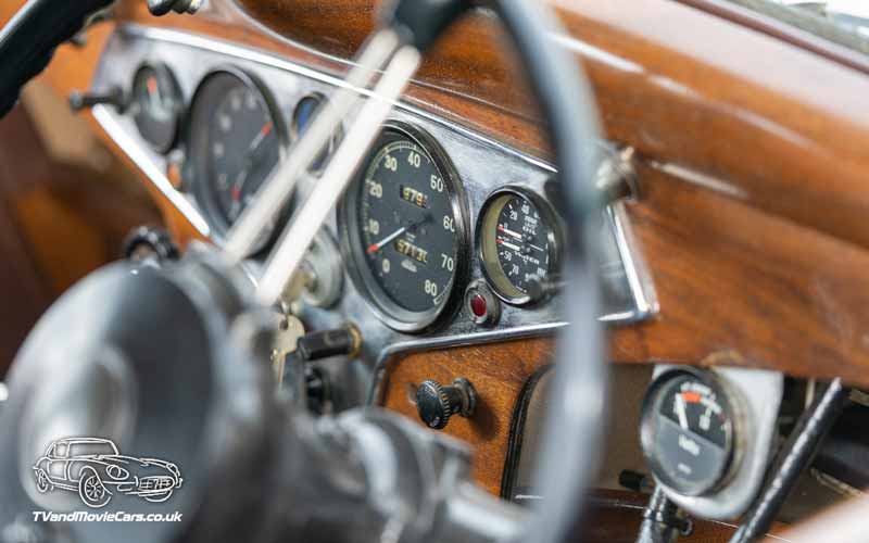 TV Film Movie Action Vehicle Scotland UK Cars Rover 12 1947 Interior Dash 2 800px
