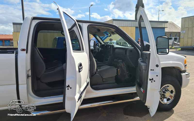 TV Film Movie Action Vehicle Scotland USA Cars GMC Sierra 2500HD Interior Back Front NS.jpg