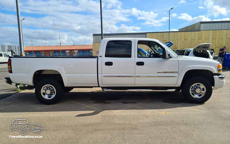 TV Film Movie Action Vehicle Scotland USA Cars GMC Sierra 2500HD NS