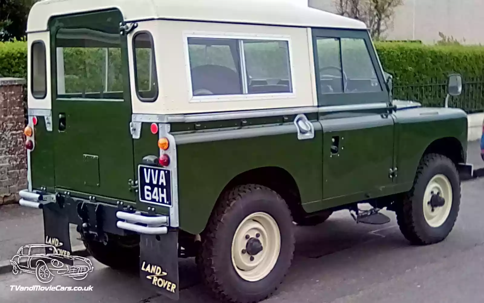 TV Film Movie Action Vehicle Scotland UK Cars Land Rover Series 2a Rear OS