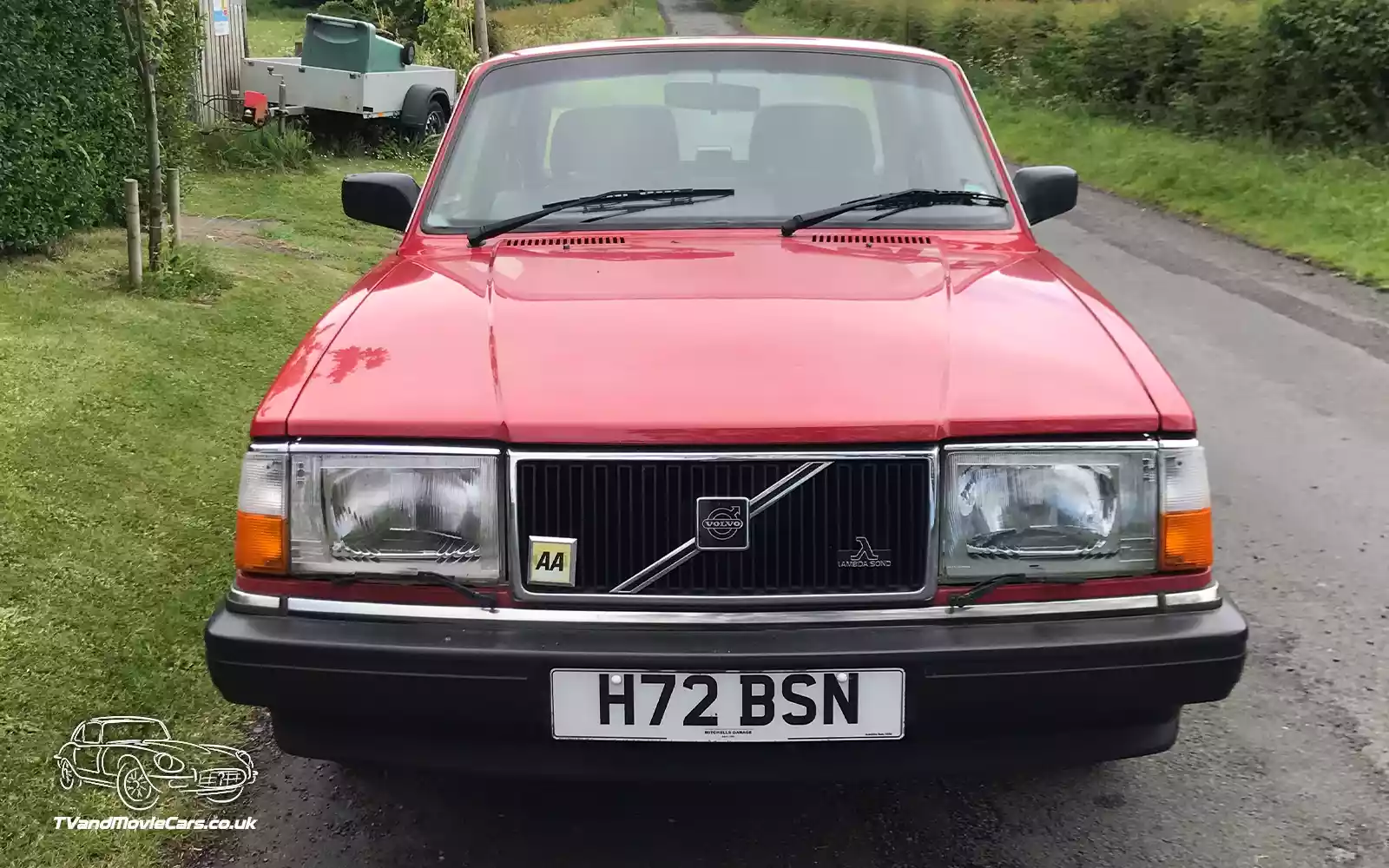 TV Film Movie Action Vehicle Scotland UK Cars Volvo 240GL Front 1