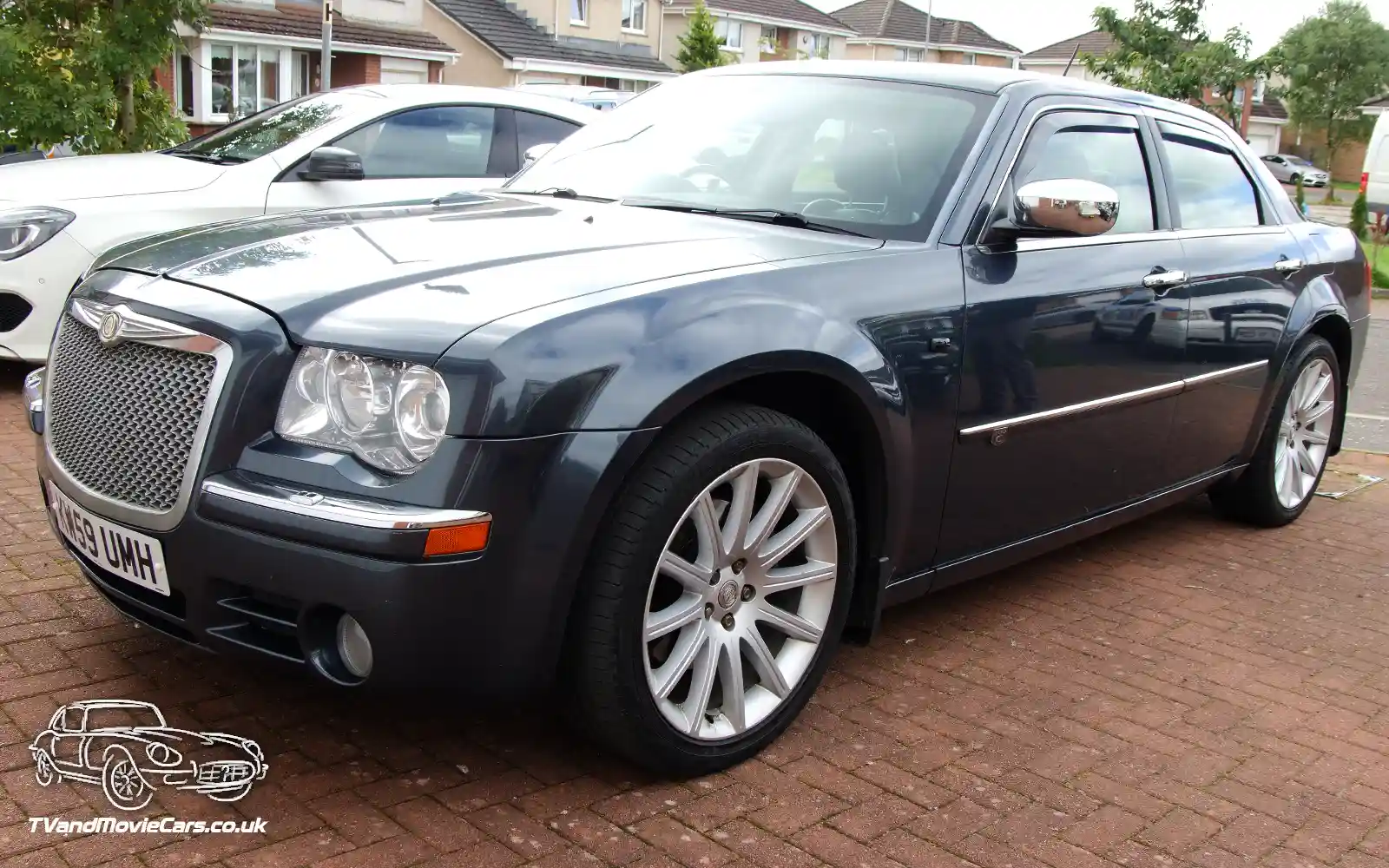 TV Film Movie Action Vehicle Scotland Austria Cars Chrysler 300c CRD 2009 Front NS