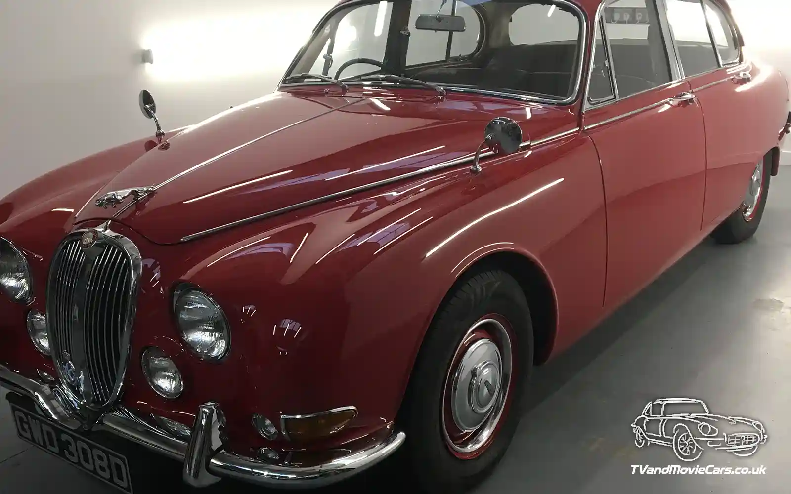 TV Film Movie Action Vehicle Scotland UK Classic Jaguar S Type 1966 Front NS