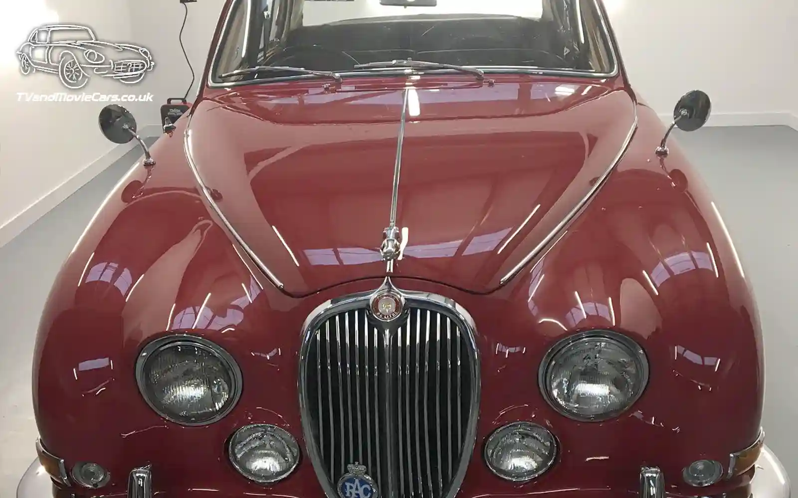 TV Film Movie Action Vehicle Scotland UK Classic Jaguar S Type 1966 Front
