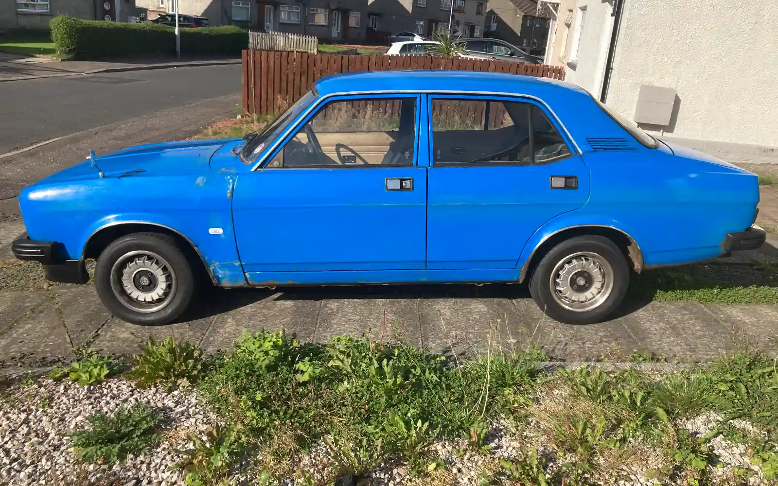 TV Film Movie Action Vehicle Scotland UK Cars Morris Marina 1.3 L (1979) NS