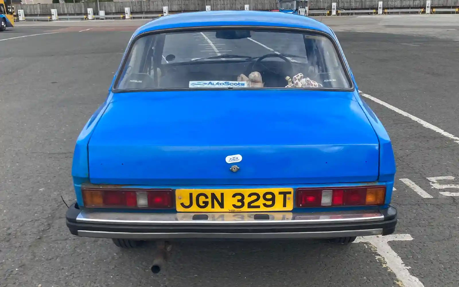 TV Film Movie Action Vehicle Scotland UK Cars Morris Marina 1.3 L (1979) Rear