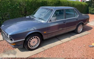 TV Film Movie Action Vehicle Scotland German Car BMW 525e 1985 NS Front