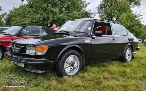 TV Film Movie Action Vehicle Scotland Swedish Car Saab 99 Turbo 1978 Front NS