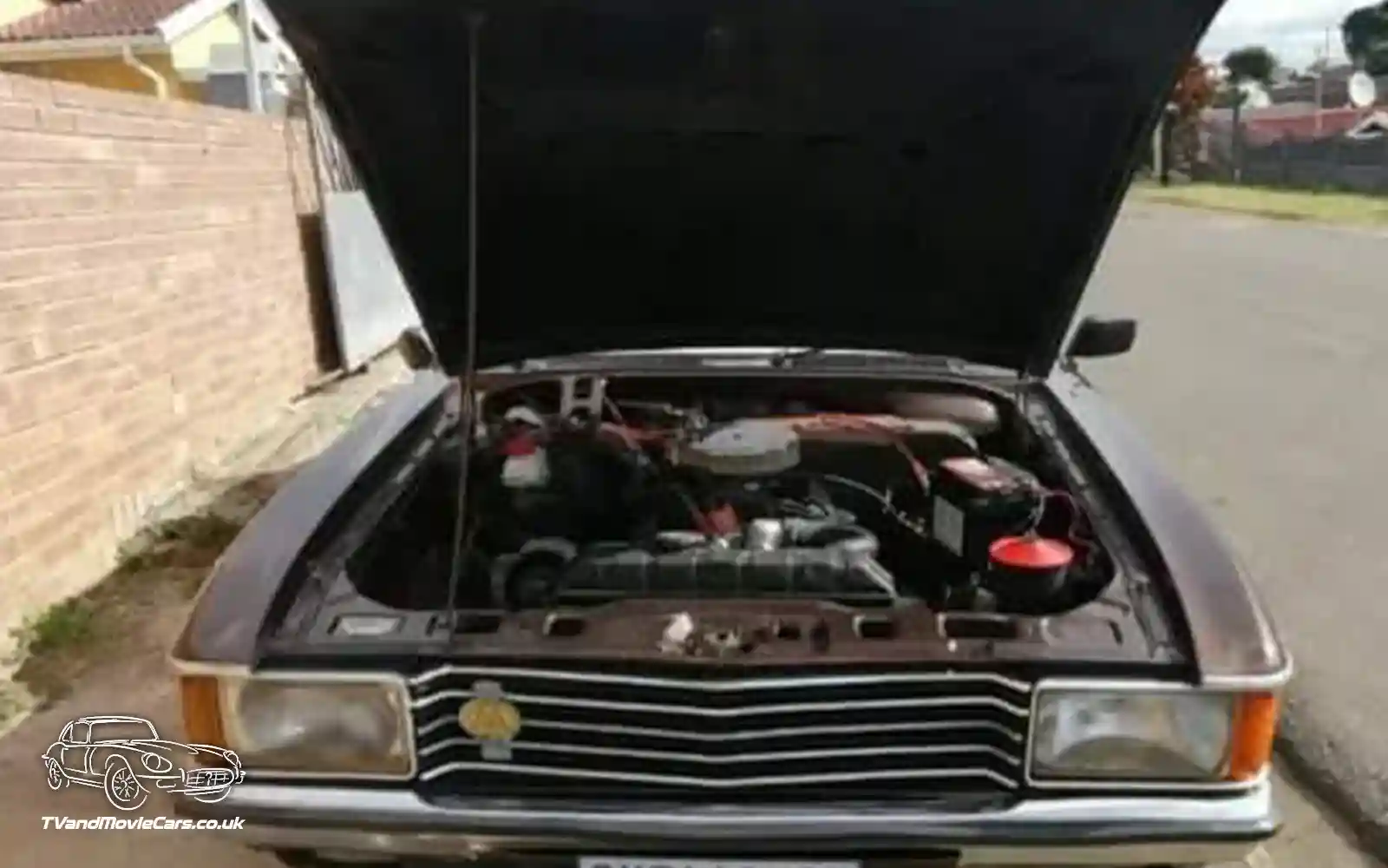 TV Film Movie Action Vehicle Scotland UK Classic Car Ford Granada Mk1 3.0 XL Coupe 1973 Engine