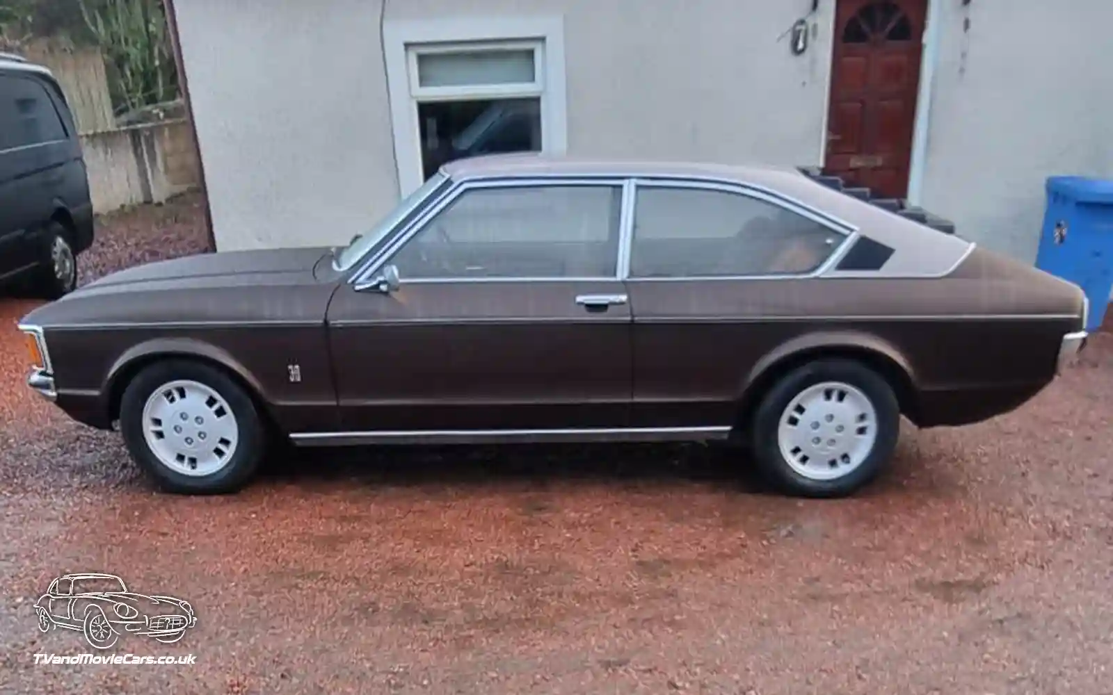 TV Film Movie Action Vehicle Scotland UK Classic Car Ford Granada Mk1 3.0 XL Coupe 1973 NS