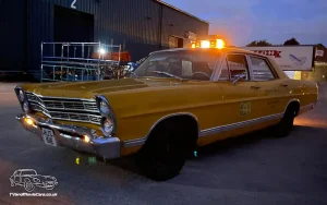TV Film Movie Action Vehicle Scotland USA Cars Ford Galaxie 500 1967 New York Yellow Cab Front OS Lights On