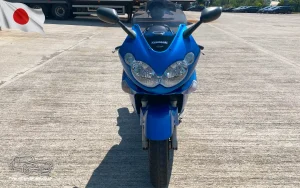 TV Film Movie Action Vehicles Scotland UK Motorcycle Kawasaki ZZR 1200 2002 Front 2