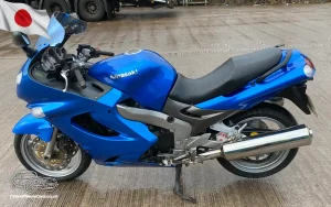 TV Film Movie Action Vehicles Scotland UK Motorcycle Kawasaki ZZR 1200 2002 NS