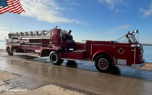 TV Film Movie USA Action Vehicles American Lafrance - 700 Fire Truck Ladder 1953 - ns full 2