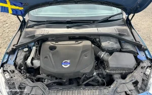 TV Film Movie Action Vehicles Scotland Sweden Volvo V60 R Design 2015 Engine