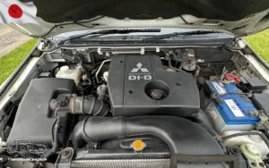 TV Film Movie Action Vehicles Scotland UK Template - Mitsubishi Shogun 3.2 Elegance 2011 - Engine