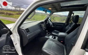 TV Film Movie Action Vehicles Scotland UK Template - Mitsubishi Shogun 3.2 Elegance 2011 - Interior Front NS