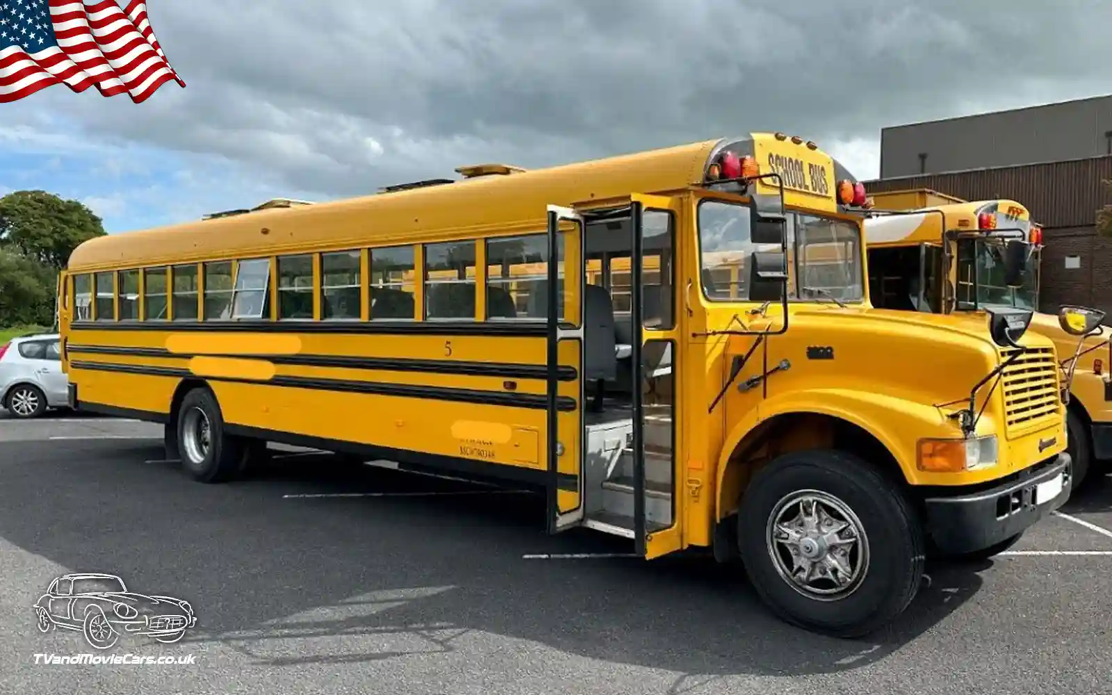 TV Film Movie Action Vehicles Scotland USA American International 3800 7.2L V8 School Bus 1997 - NS Front