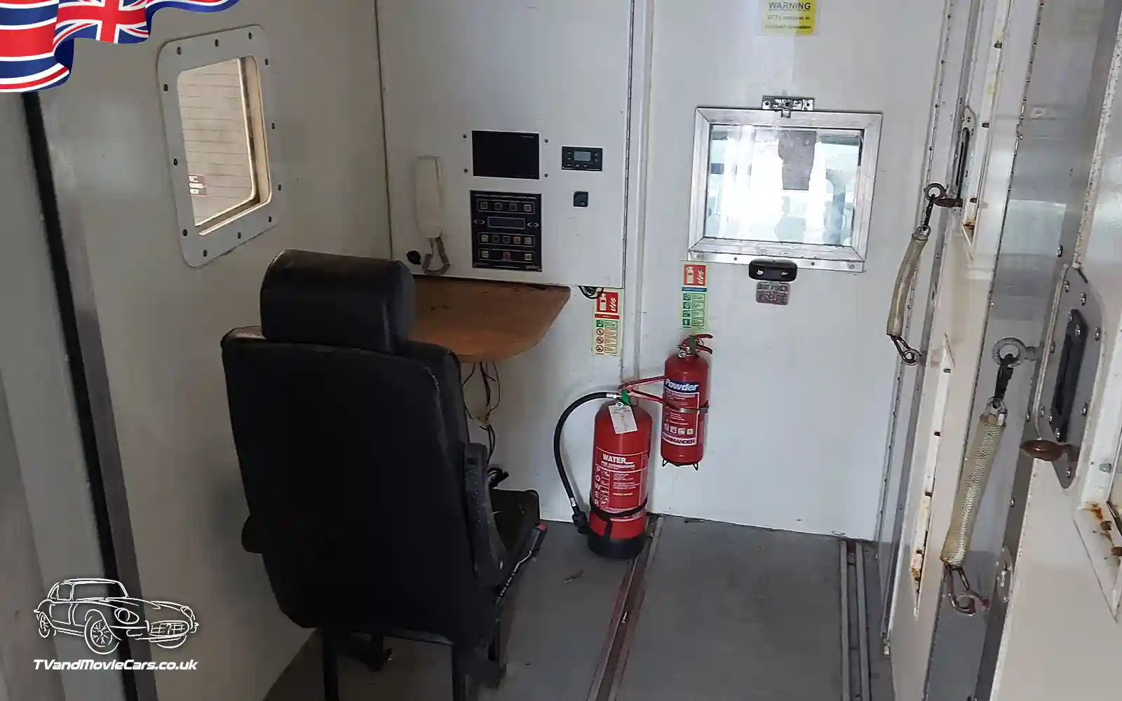 TV Film Movie Action Vehicles UK Iveco Daily Prisoner Van 2011 - Interior - Command Post