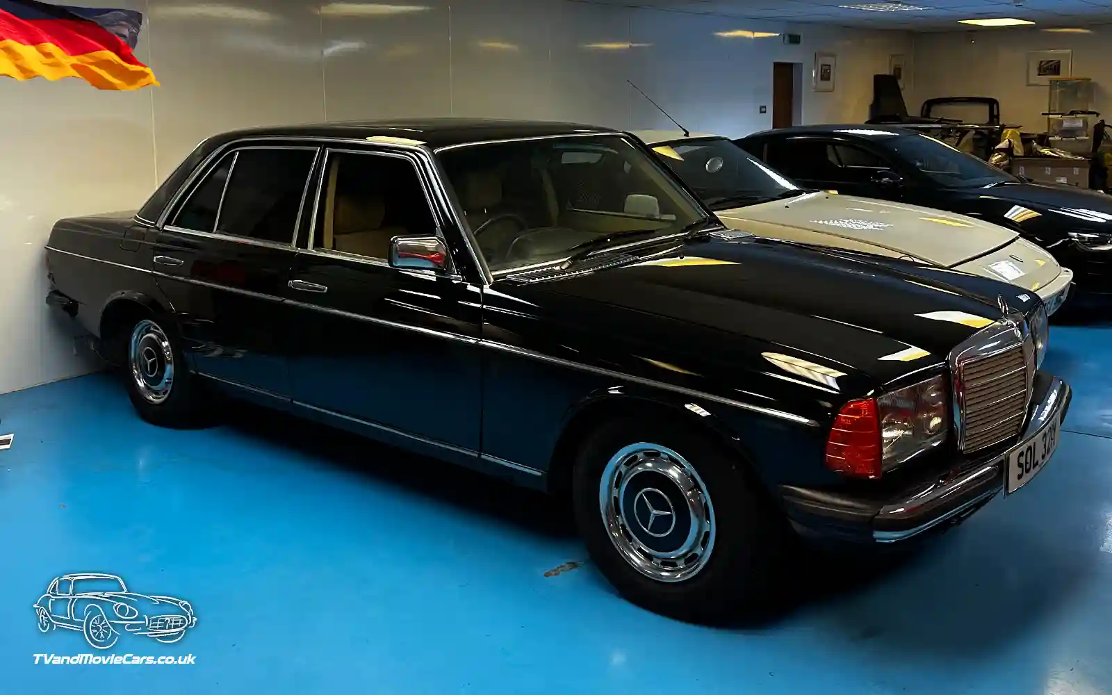 TV Film Movie Action Vehicles Scotland German Cars Mercedes E Class 200 W123 1983 OS Front