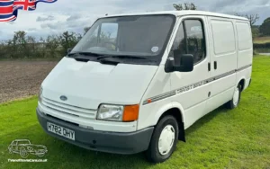 TV Film Movie Action Vehicles Scotland UK Ford Transit Bonus Van 1990 Front OS