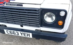 TV Film Movie Action Vehicles Scotland UK Land Rover 110 Defender Safari 4x4 1985 Front NS CU
