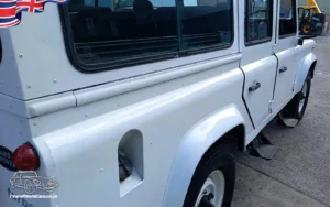 TV Film Movie Action Vehicles Scotland UK Land Rover 110 Defender Safari 4x4 1985 OS Rear CU