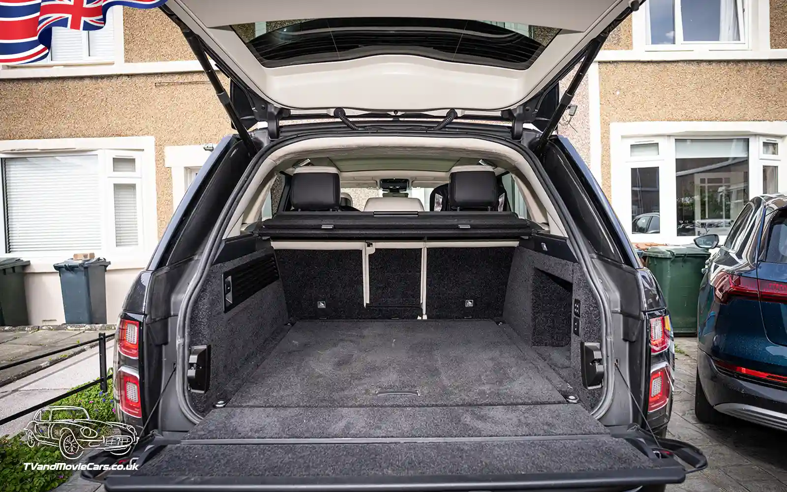 TV Film Movie Action Vehicles Scotland UK Land Rover Range Rover Westminster 2020 - Boot 2