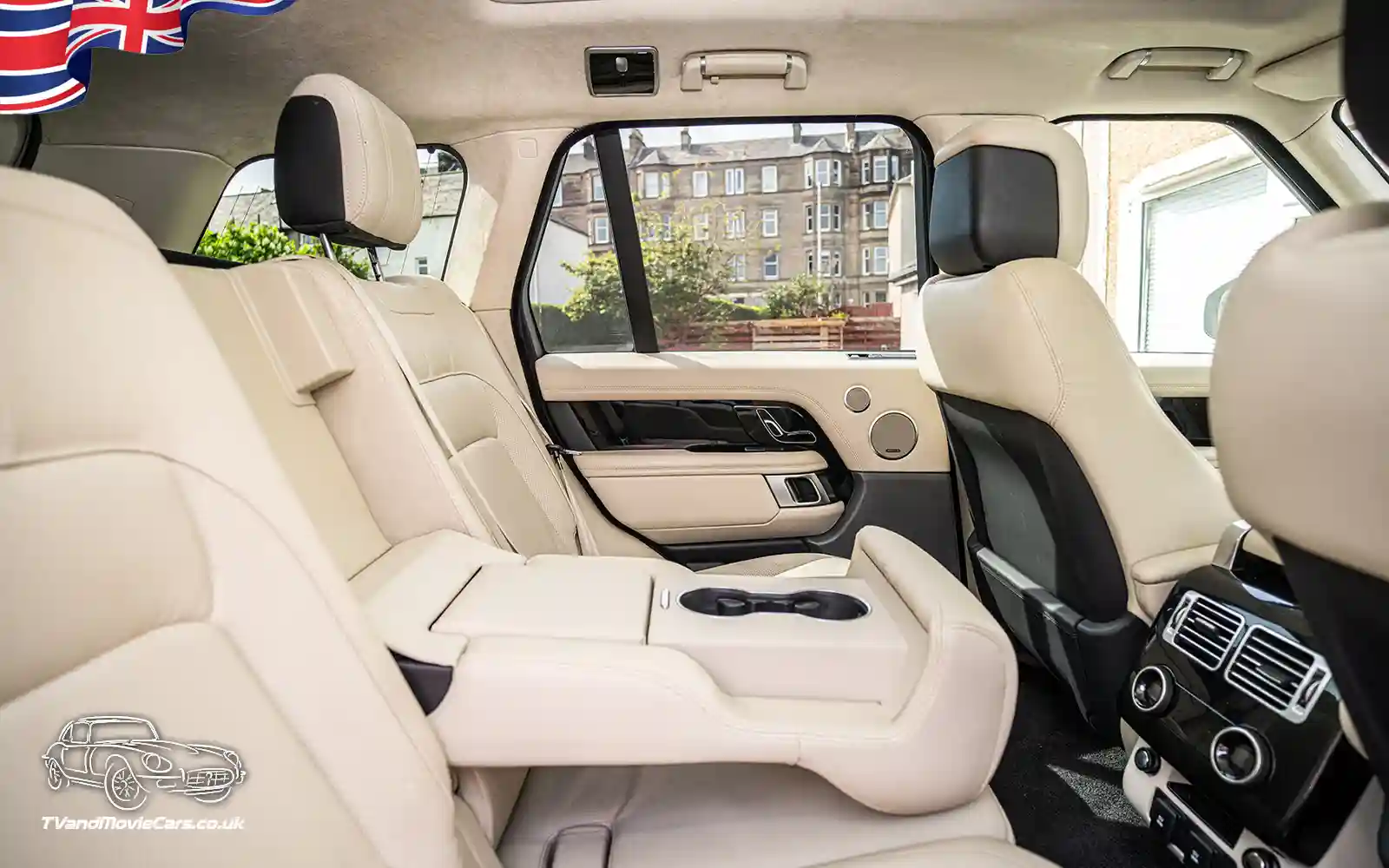 TV Film Movie Action Vehicles Scotland UK Land Rover Range Rover Westminster 2020 - Interior Rear OS