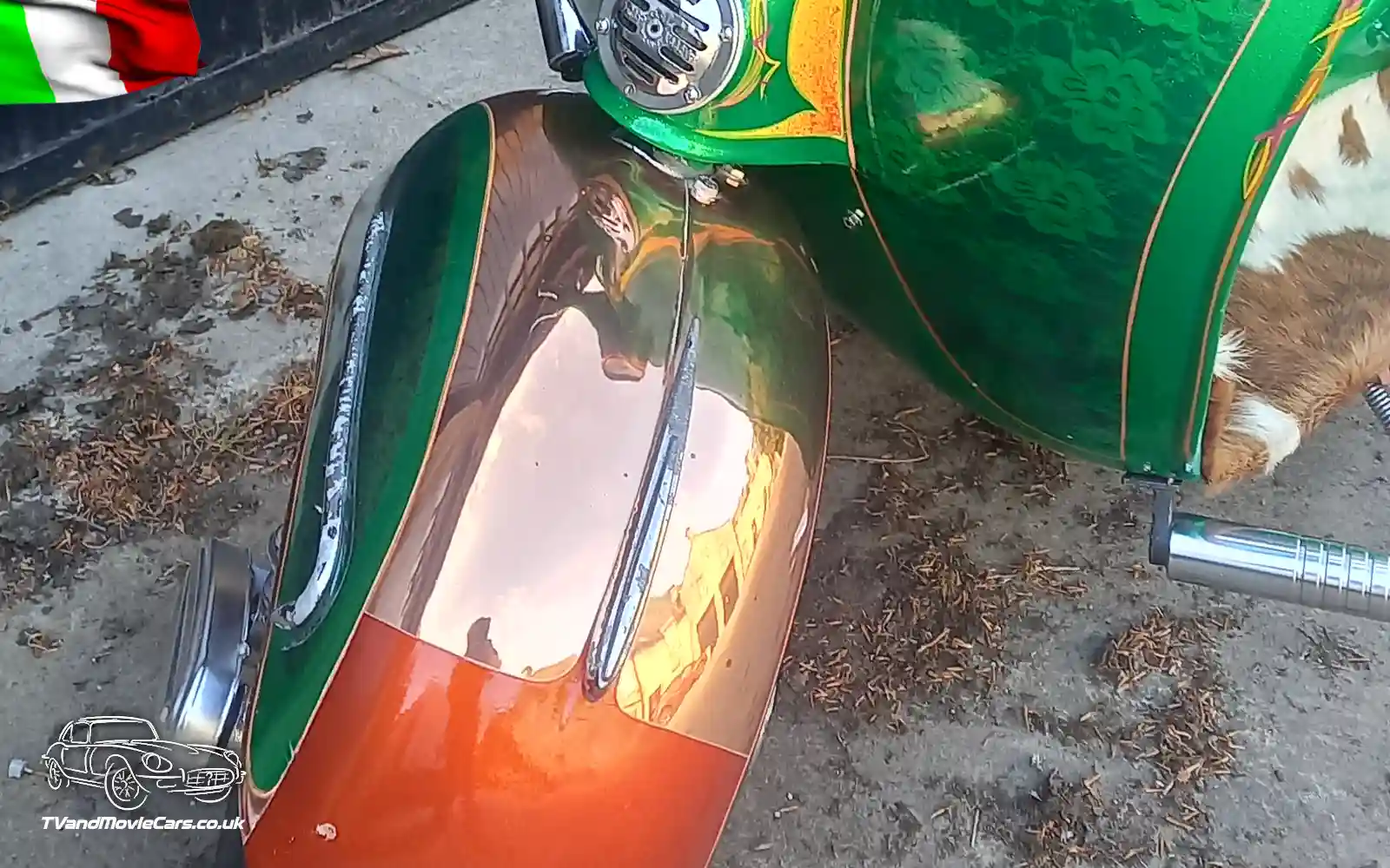 TV Film Movie Classic Action Vehicles Scotland Italian Piaggio Vespa GS160 1962 - Mudguard