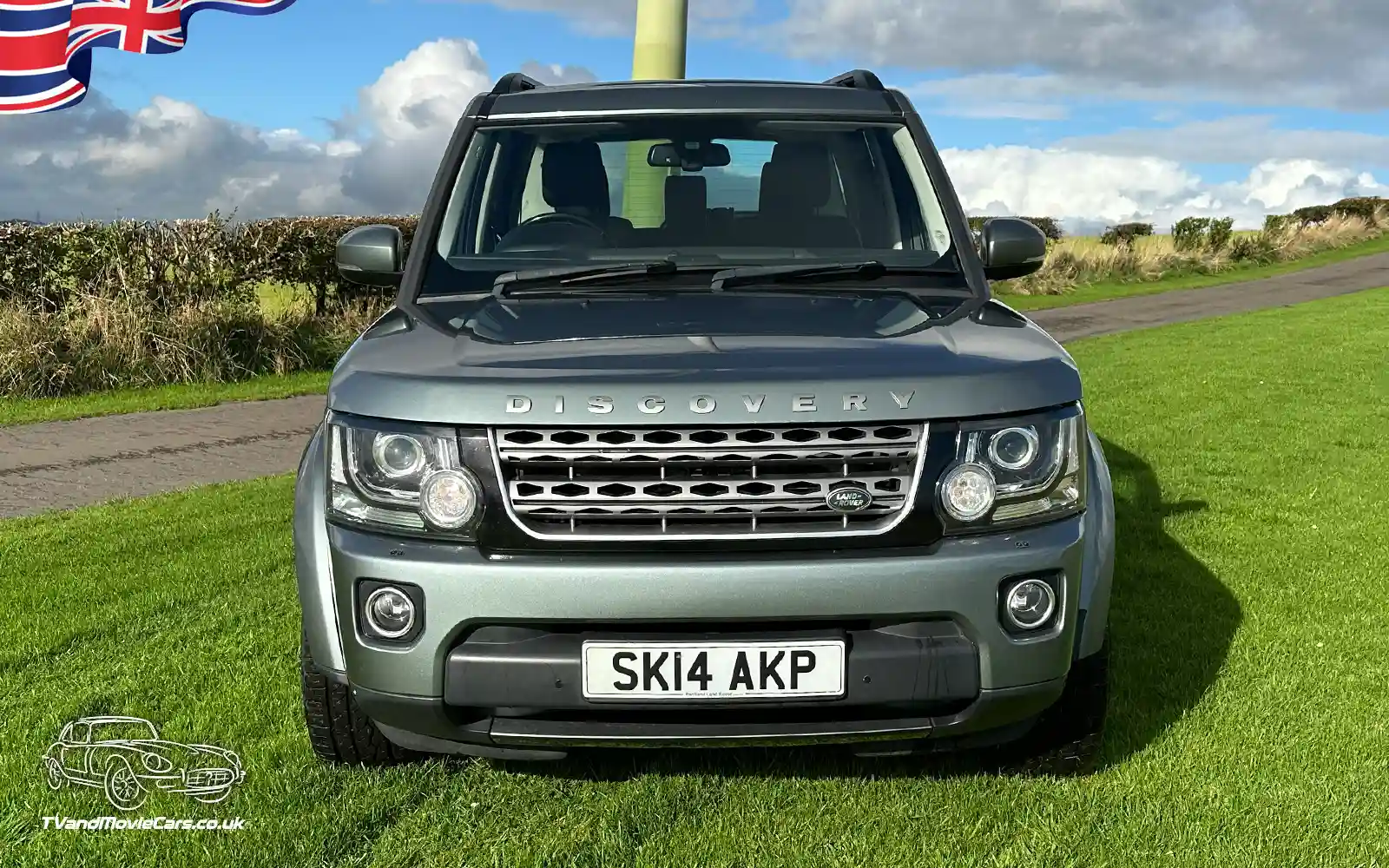 TV Film Movie Action Vehicles Scotland UK Land Rover Discovery 4 - Front