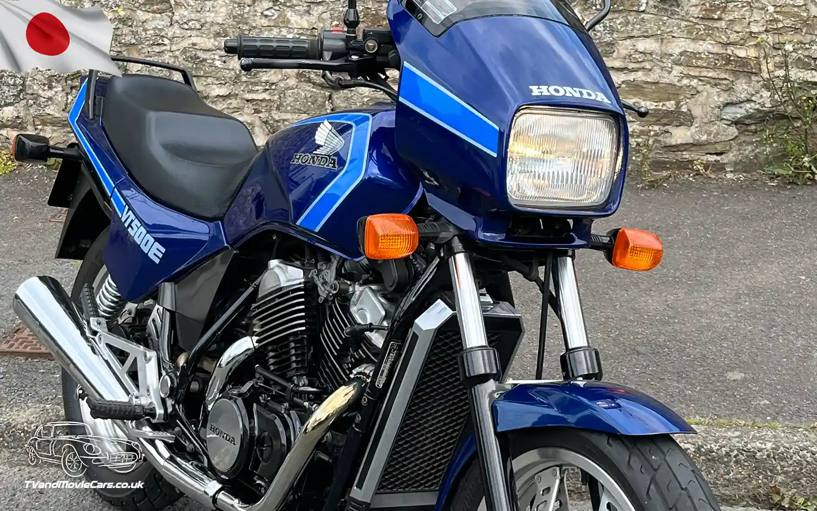 TV Film Movie Action Motorcycles England UK Honda VT500 1988 Front OS